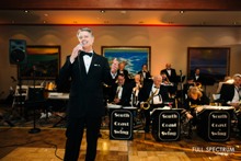 Big band entertainer